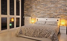 San Donato Policlinico Rooms